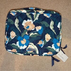 Vera Bradley cotton travel organizer